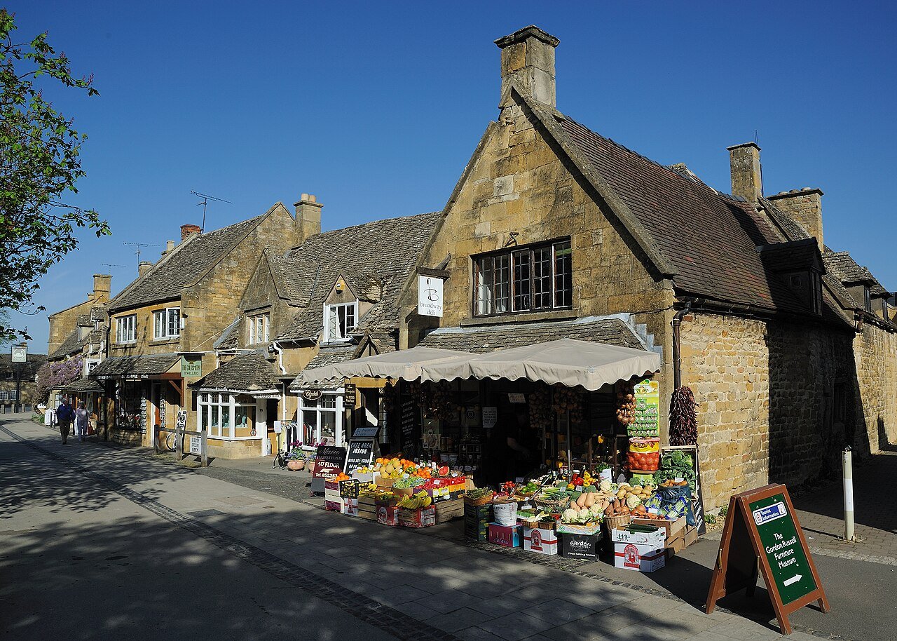 Cotswold stone shops along Broadway High Street